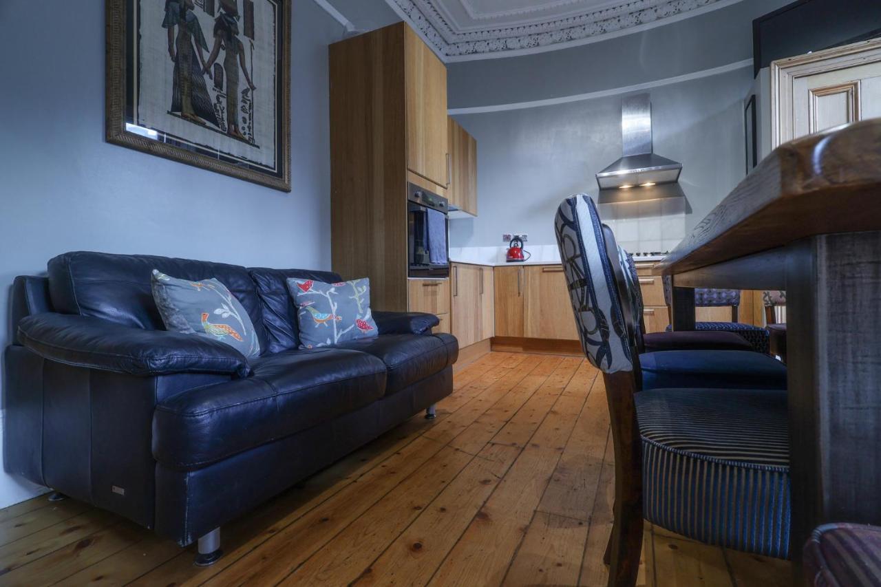 2 Bed In Great Location 15-20 Minutes Walk To Sec Apartman Glasgow Kültér fotó