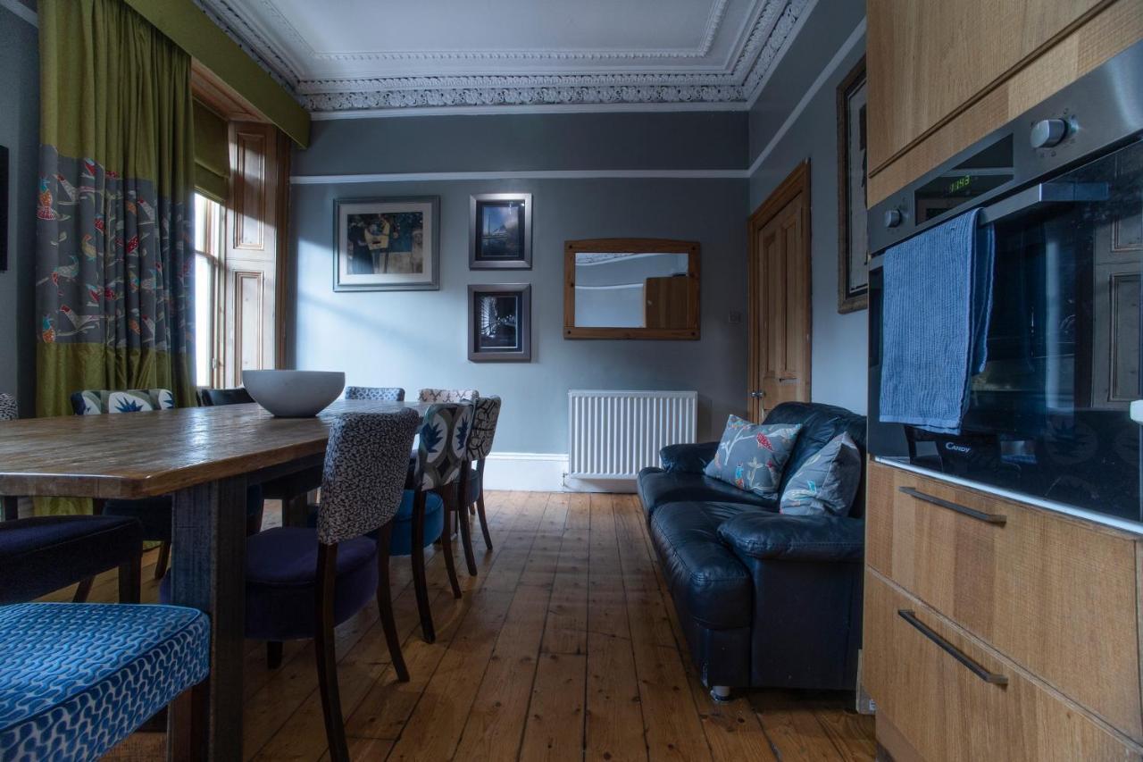 2 Bed In Great Location 15-20 Minutes Walk To Sec Apartman Glasgow Kültér fotó